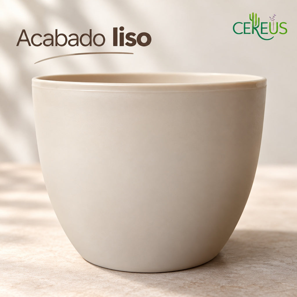 Macetero crema de plástico rígido · 20 × 16 cm
